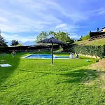 Appartement Renovado Con Jardin Privado, Parking ,wifi Y Piscina *