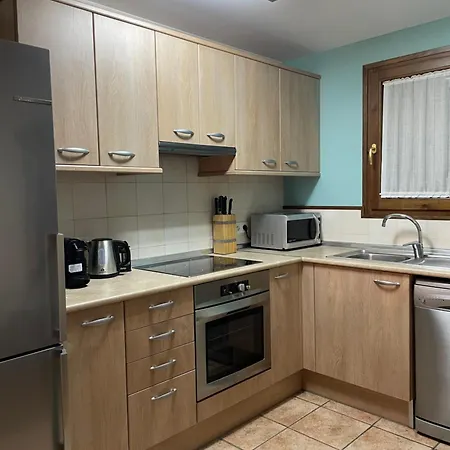 Renovado Con Jardin Privado, Parking ,wifi Y Piscina Osséja