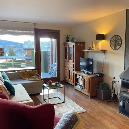 Apartment Renovado Con Jardin Privado, Parking ,wifi Y Piscina Osseja