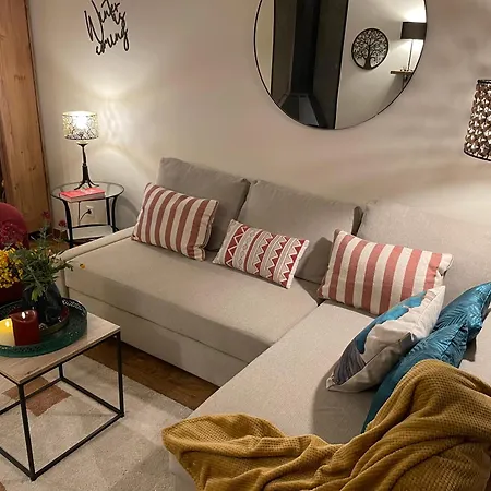Renovado Con Jardin Privado, Parking ,wifi Y Piscina Osseja