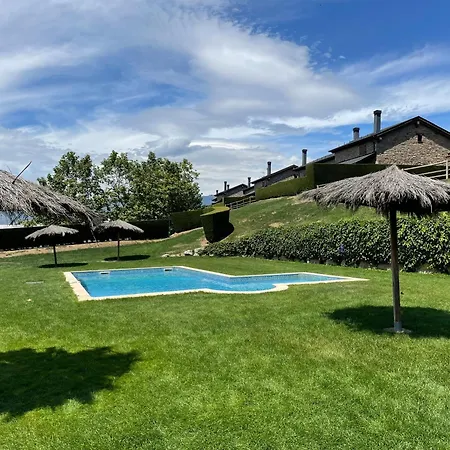 Apartamento Renovado Con Jardin Privado, Piscina, Parking ,Wifi Ideal Familias Lejlighed *